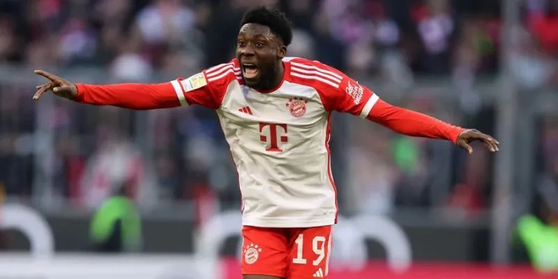 Alphonso Davies (Bayern Munich)